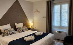 Chambres privées à Hautvillers, berceau du champagne avec salle de bain et toilettes incluses