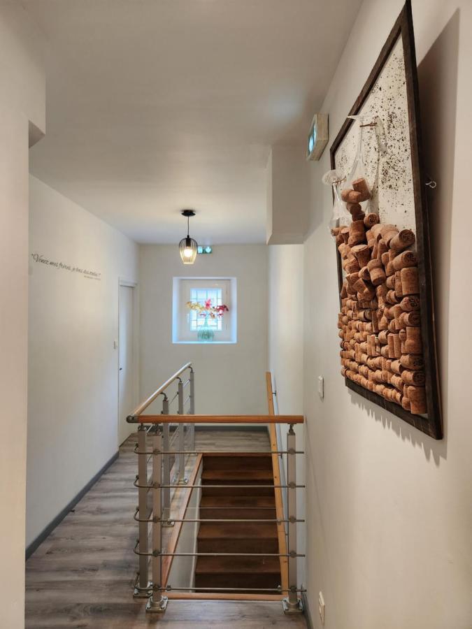 Chambres privées à Hautvillers, berceau du champagne avec salle de bain et toilettes incluses Extérieur photo